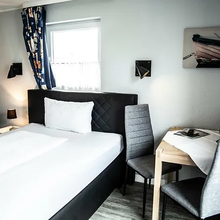 Tum Stueuermann Hotell