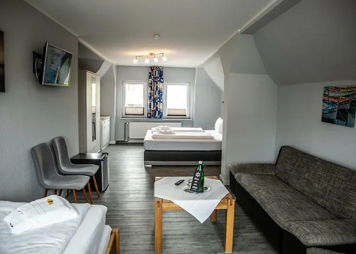 Tum Stueuermann Hotell 3*