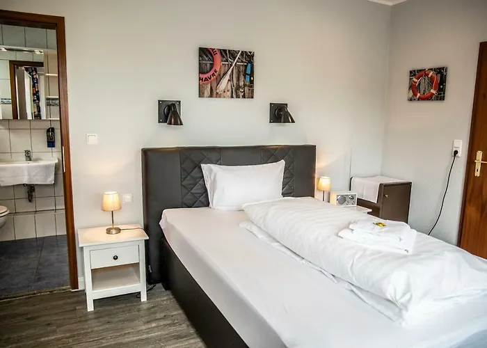 Tum Stueuermann Hotell 3*